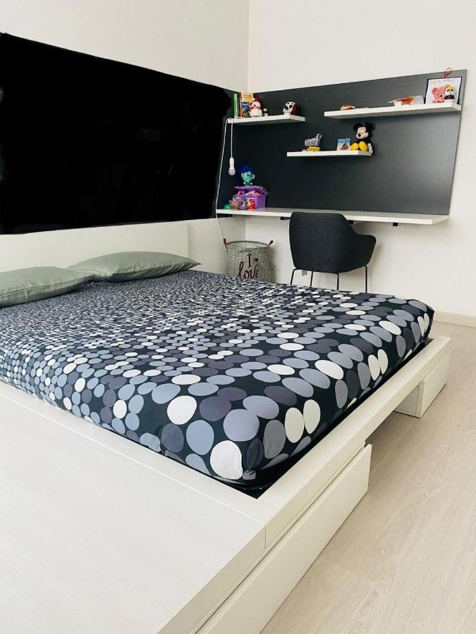Torino Centro - La Casa Di Zoe Apartment Bagian luar foto